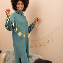 Load image into Gallery viewer, Garland